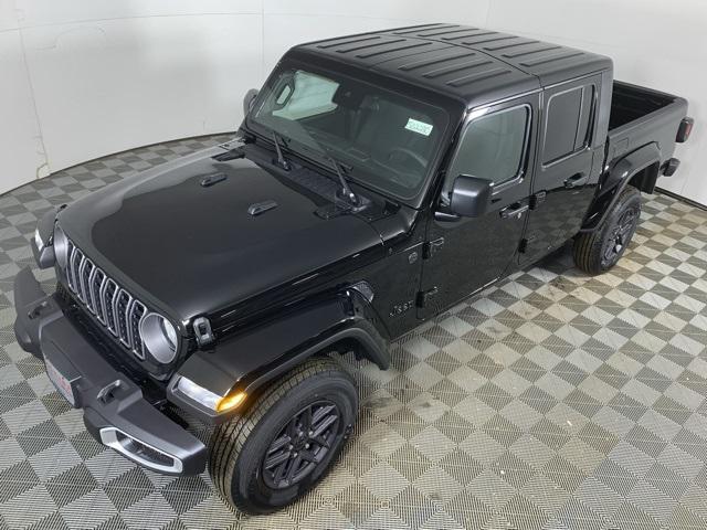 new 2025 Jeep Gladiator car, priced at $43,538