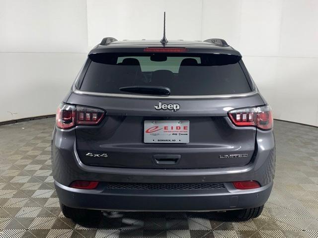 new 2024 Jeep Compass car, priced at $28,000