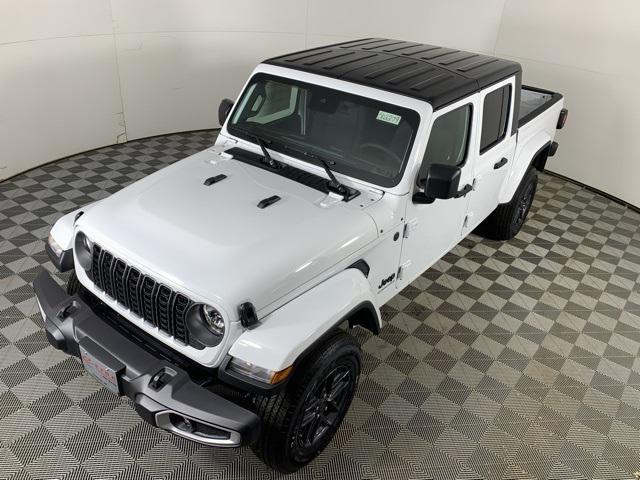 new 2025 Jeep Gladiator car, priced at $43,985