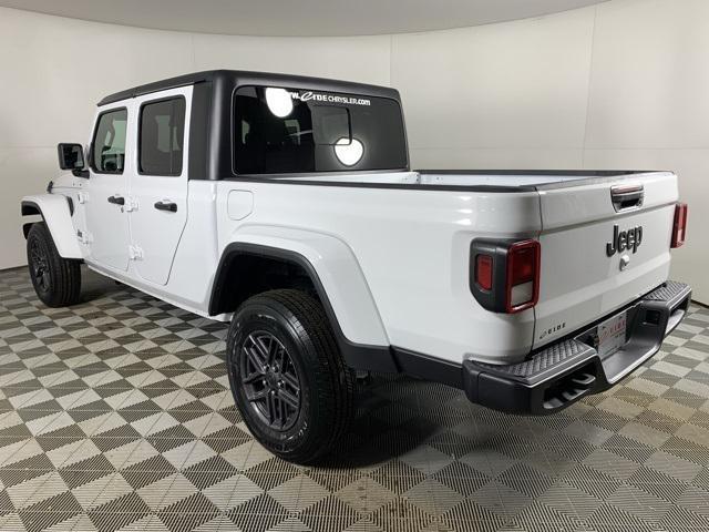 new 2025 Jeep Gladiator car, priced at $43,985