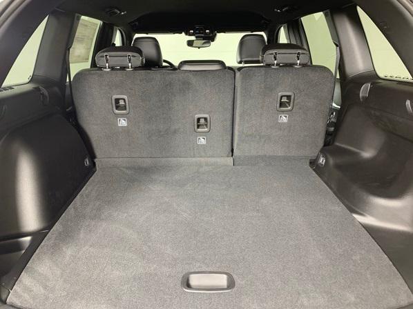 new 2025 Jeep Grand Cherokee car, priced at $42,876