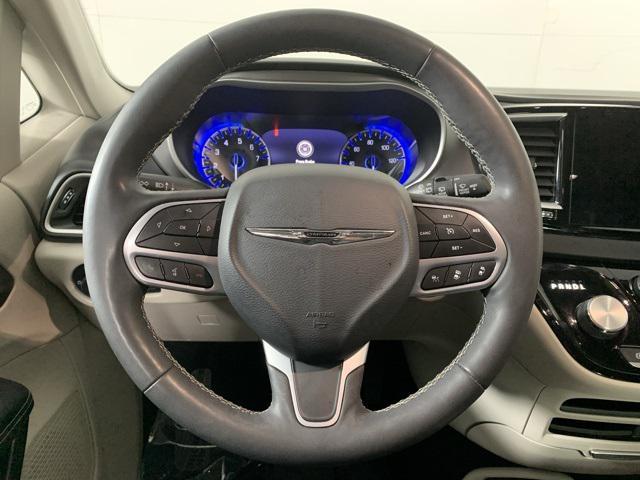 used 2022 Chrysler Pacifica car, priced at $23,000