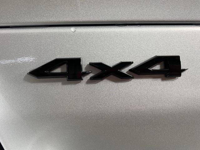 new 2025 Jeep Grand Cherokee car, priced at $40,427