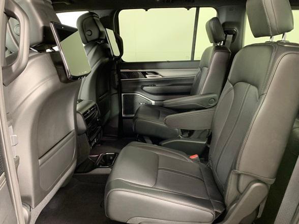 new 2025 Jeep Wagoneer car, priced at $75,978