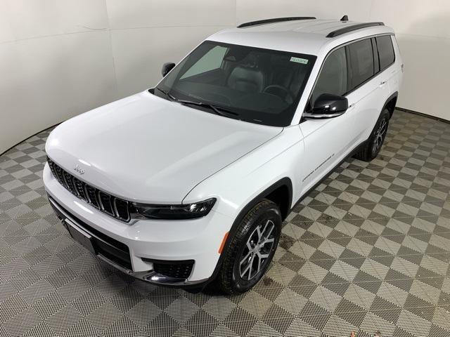 new 2025 Jeep Grand Cherokee L car, priced at $44,700