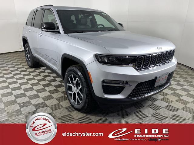 new 2025 Jeep Grand Cherokee car, priced at $42,104