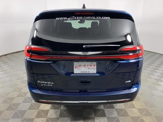 new 2025 Chrysler Pacifica car, priced at $44,011