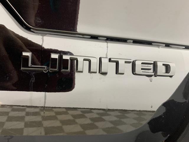 new 2025 Jeep Grand Cherokee car, priced at $45,613