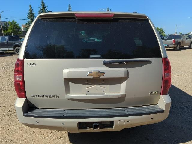 used 2007 Chevrolet Suburban car, priced at $6,000