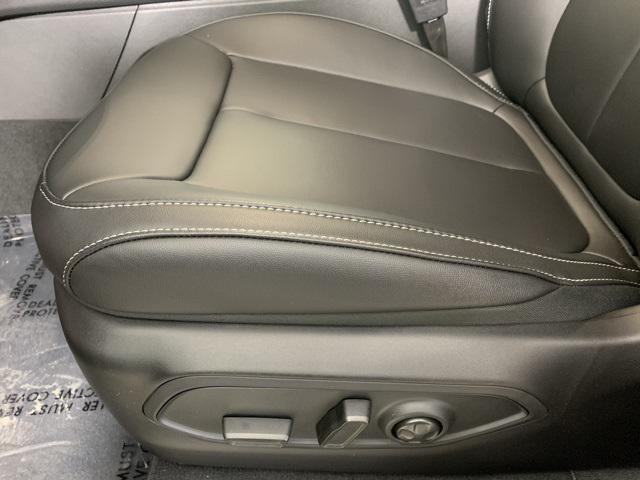 new 2025 Jeep Grand Cherokee car, priced at $45,286