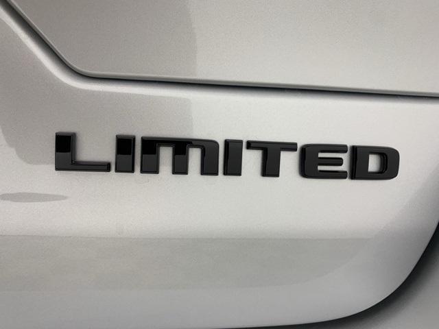 new 2025 Jeep Grand Cherokee car, priced at $49,980