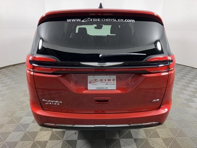 new 2025 Chrysler Pacifica car, priced at $42,511