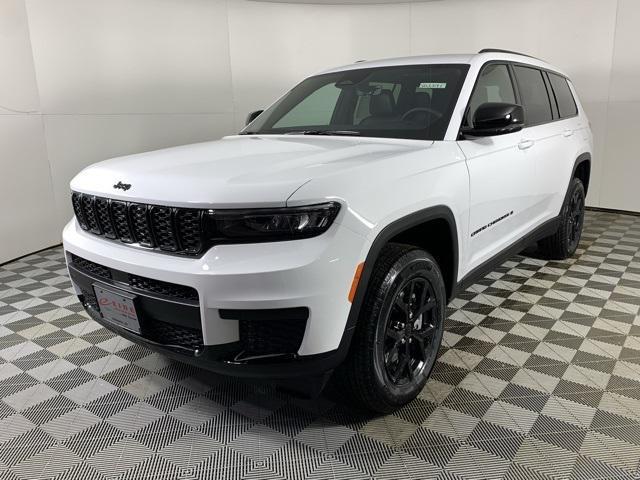 new 2025 Jeep Grand Cherokee L car, priced at $42,173