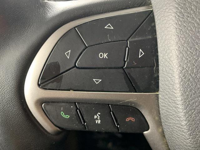 used 2021 Jeep Grand Cherokee car, priced at $25,000