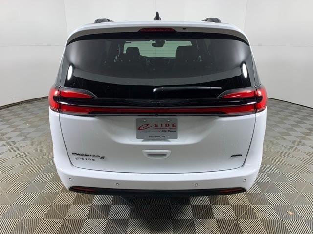 new 2024 Chrysler Pacifica car, priced at $56,220