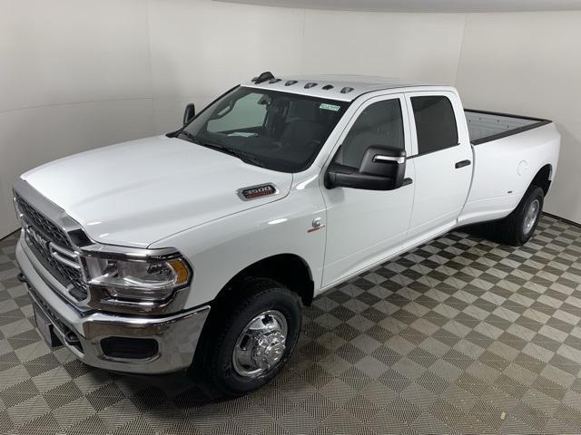 new 2024 Ram 3500 car, priced at $62,924