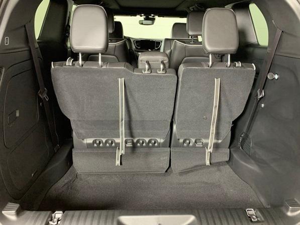 new 2025 Chrysler Pacifica Hybrid car, priced at $51,972