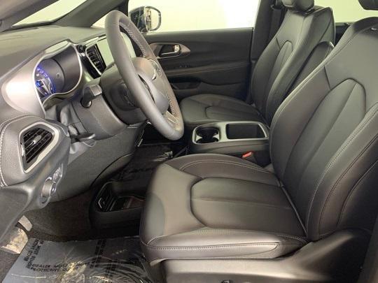 new 2026 Chrysler Pacifica car, priced at $43,751