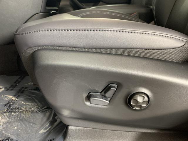 new 2026 Chrysler Pacifica car, priced at $43,751