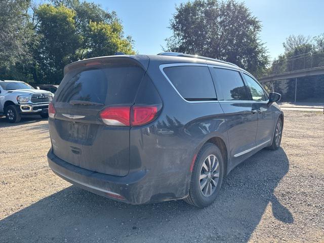 used 2020 Chrysler Pacifica car, priced at $17,500