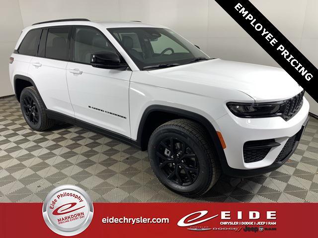new 2025 Jeep Grand Cherokee car, priced at $40,417