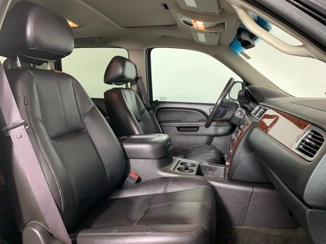 used 2012 Chevrolet Suburban car, priced at $9,000