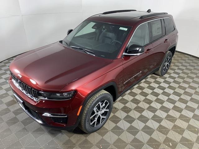 new 2025 Jeep Grand Cherokee car, priced at $48,235