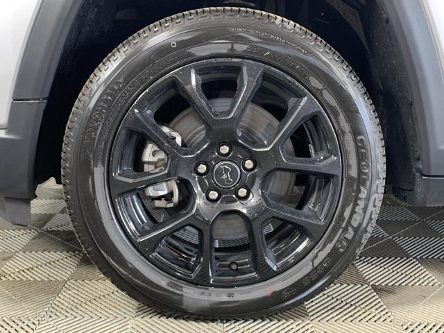 new 2025 Jeep Compass car, priced at $27,999