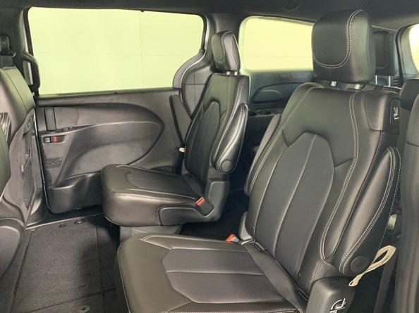 new 2026 Chrysler Pacifica car, priced at $44,684