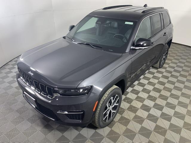 new 2025 Jeep Grand Cherokee car, priced at $41,795