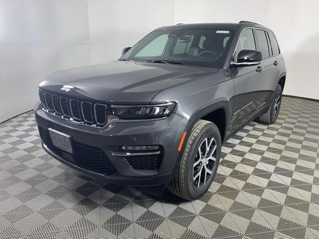 new 2025 Jeep Grand Cherokee car, priced at $41,795