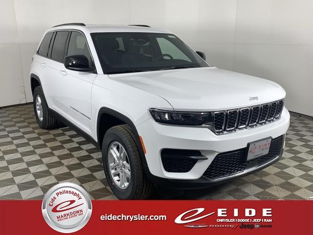 new 2024 Jeep Grand Cherokee car, priced at $39,135