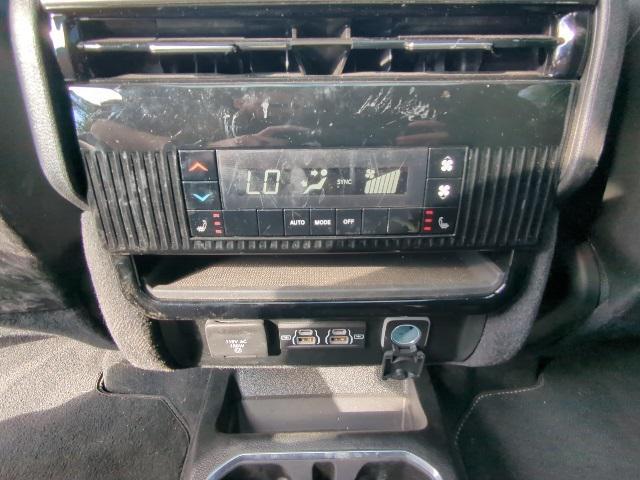 used 2024 Jeep Wagoneer L car, priced at $53,000