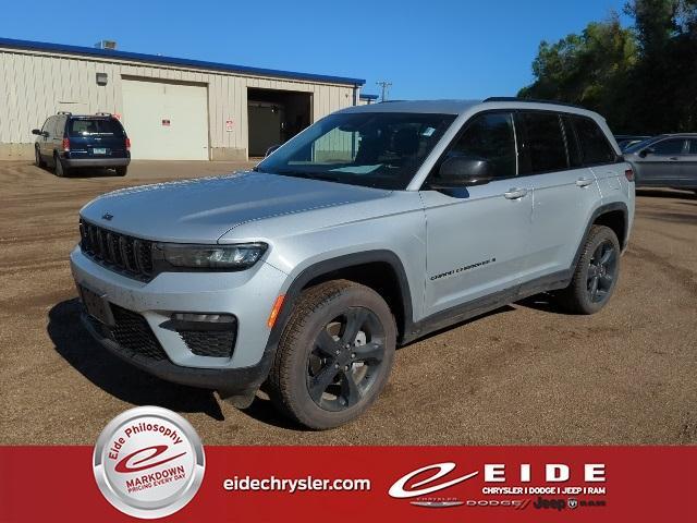 used 2024 Jeep Grand Cherokee car, priced at $47,000