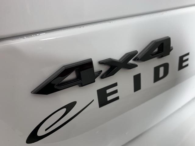 new 2025 Jeep Grand Cherokee L car, priced at $41,872