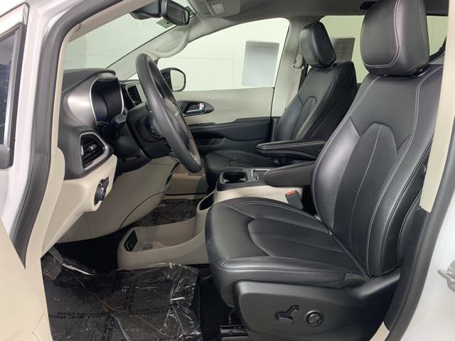 used 2024 Chrysler Pacifica car, priced at $28,000
