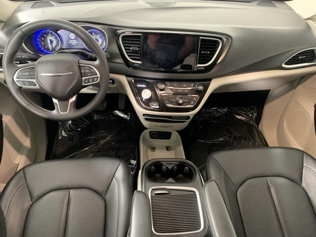 used 2024 Chrysler Pacifica car, priced at $28,000
