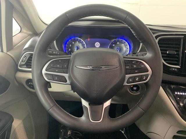 used 2024 Chrysler Pacifica car, priced at $28,000