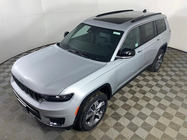 new 2024 Jeep Grand Cherokee L car, priced at $50,236