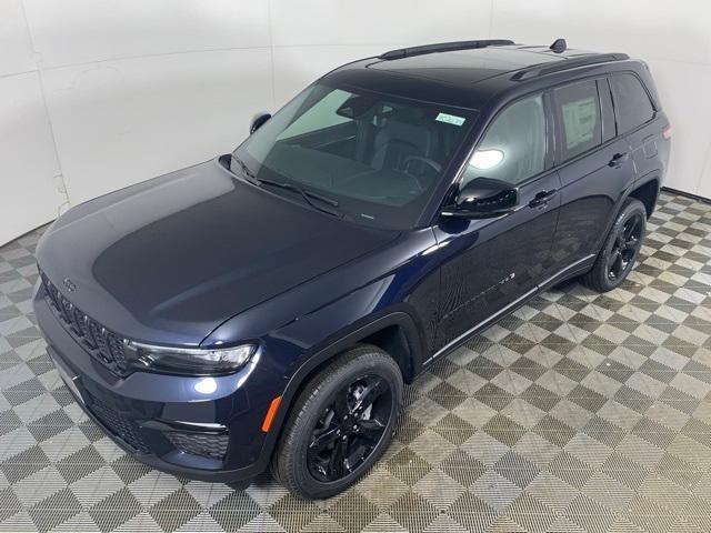 new 2024 Jeep Grand Cherokee car, priced at $52,381