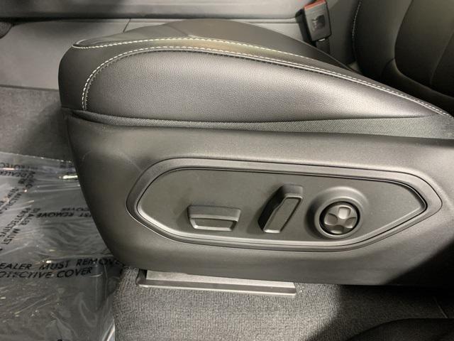 new 2025 Jeep Grand Cherokee car, priced at $42,742