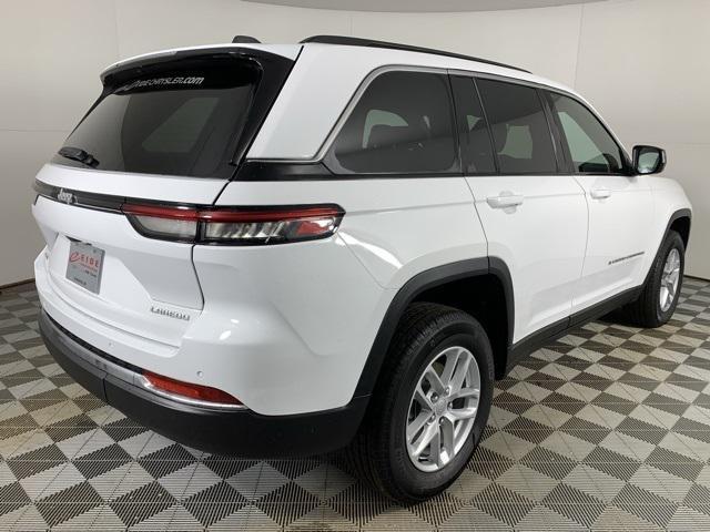 new 2025 Jeep Grand Cherokee car, priced at $37,996