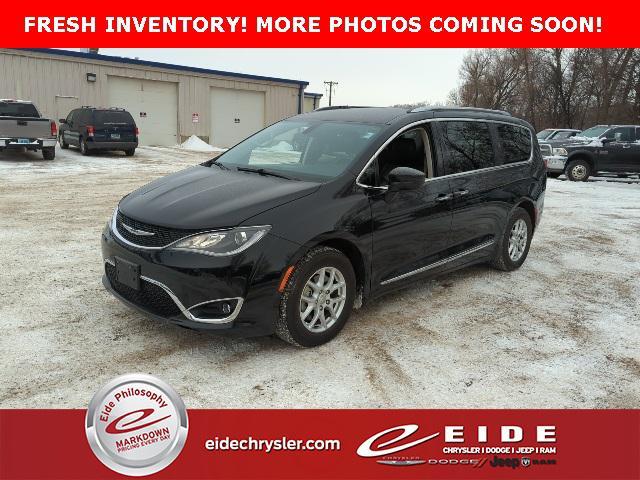 used 2020 Chrysler Pacifica car, priced at $20,000