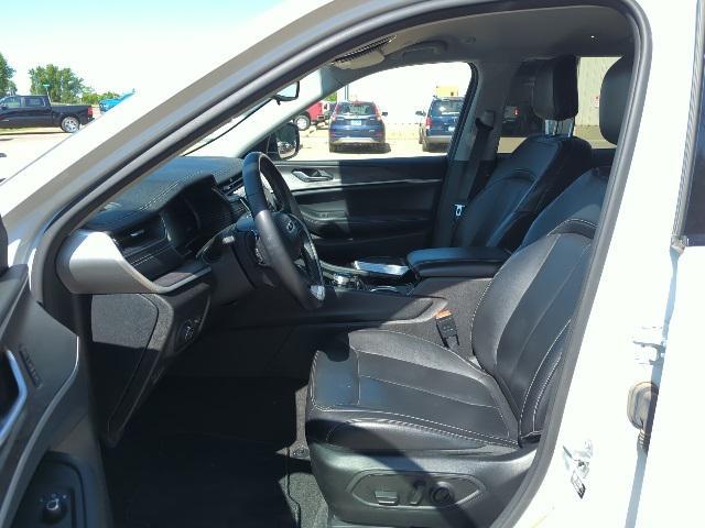 used 2021 Jeep Grand Cherokee L car, priced at $30,000