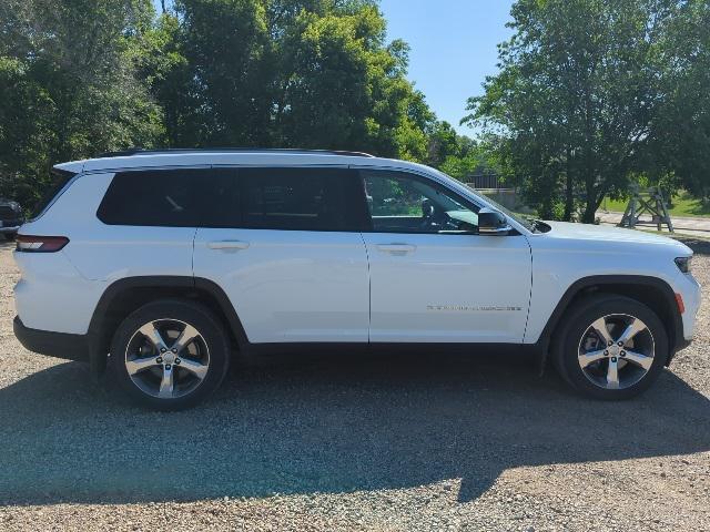 used 2021 Jeep Grand Cherokee L car, priced at $30,000