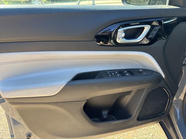 used 2022 Jeep Compass car, priced at $23,000