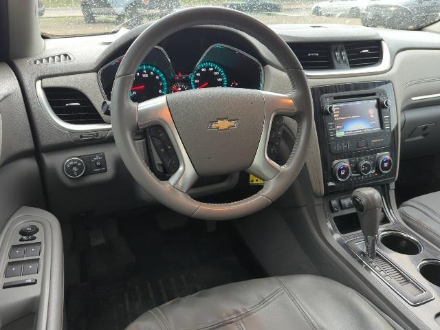 used 2014 Chevrolet Traverse car, priced at $6,000
