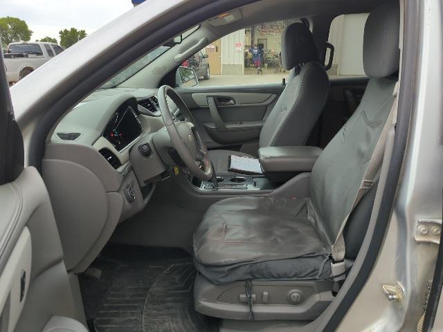 used 2014 Chevrolet Traverse car, priced at $6,000
