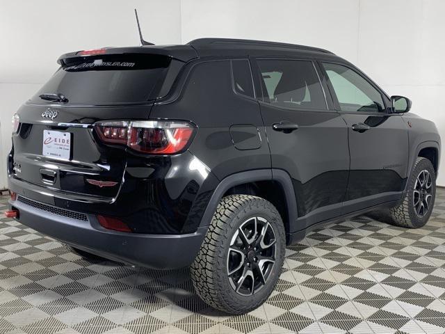new 2025 Jeep Compass car, priced at $32,451