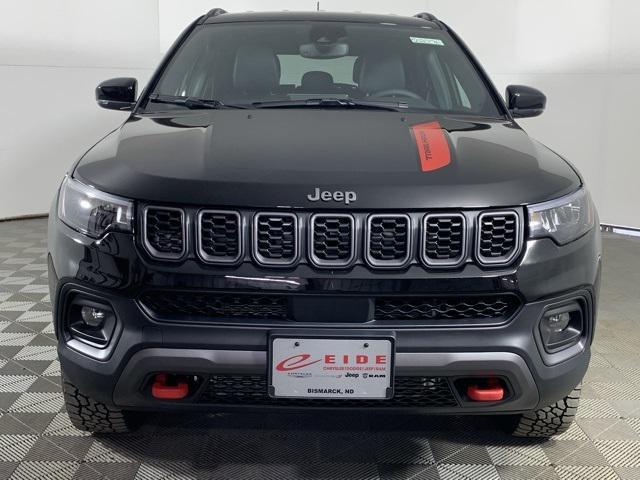 new 2025 Jeep Compass car, priced at $32,451